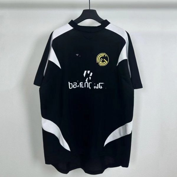 B*lenciaga T-Shirt