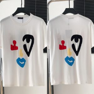 L*V T-Shirt