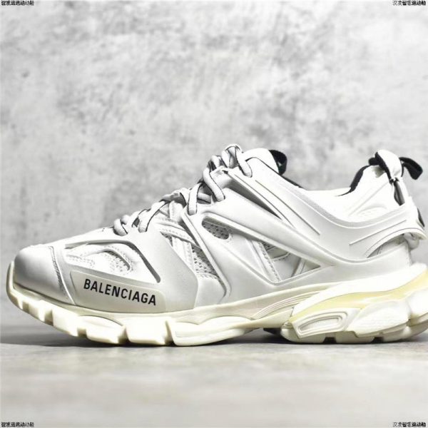 B*lenciaga Tracks