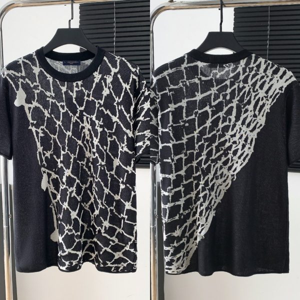 L*V T-Shirt