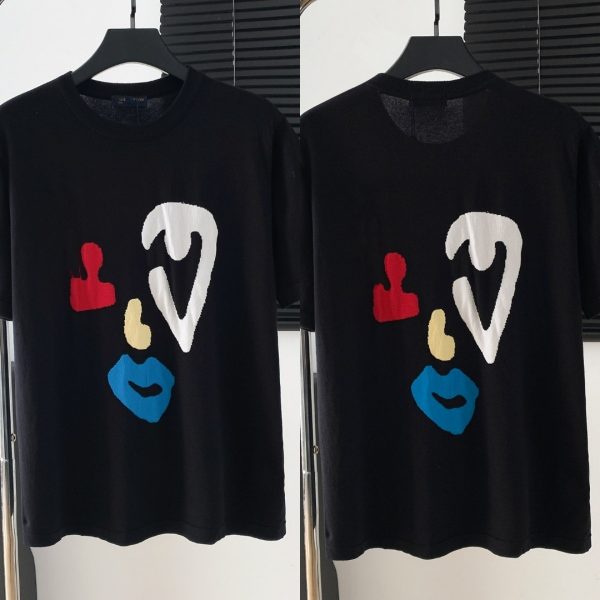 L*V T-Shirt