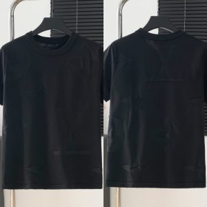 L*V T-Shirt