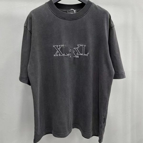 B*lenciaga T-Shirt