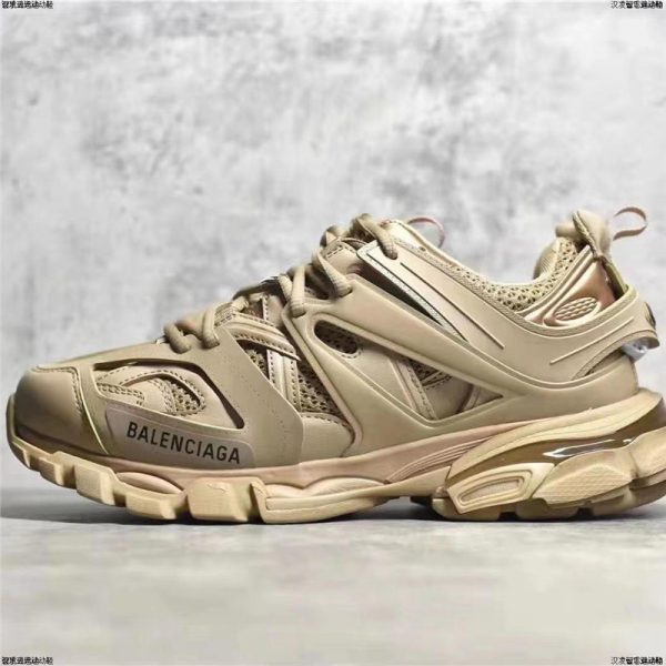 B*lenciaga Tracks