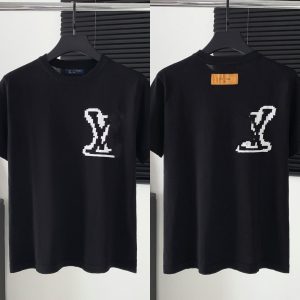 L*V T-Shirt
