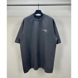 B*lenciaga T-Shirt