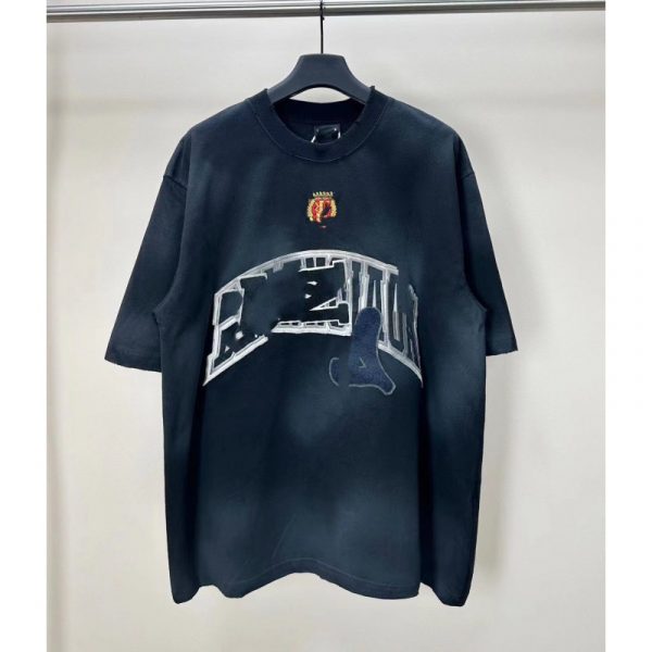 B*lenciaga T-Shirt